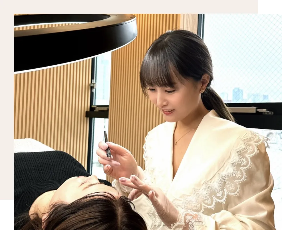 看護師長・アートメイクアーティスト 川畑友美